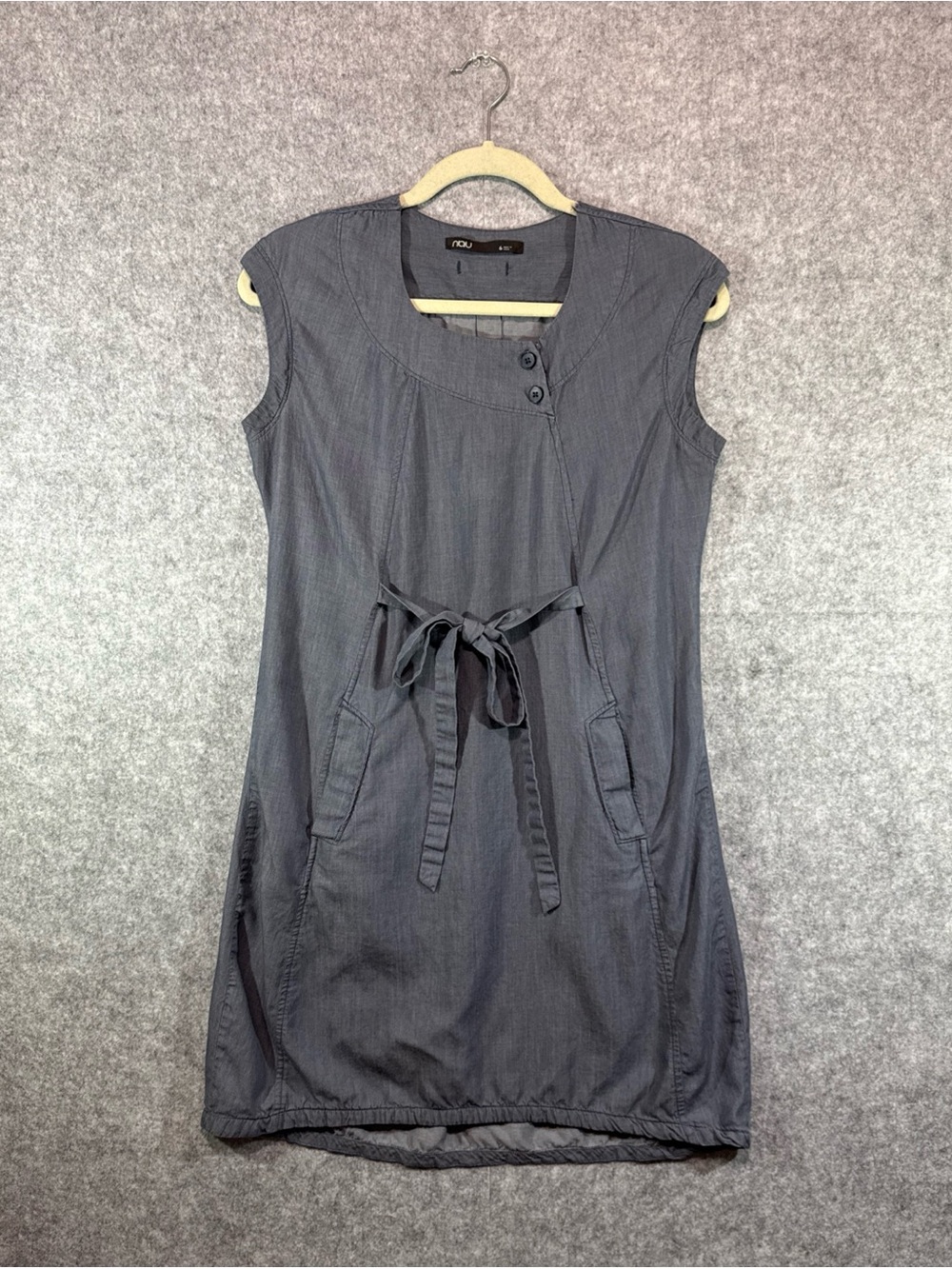 Nau Mini Dress - Womens 6 - Charcoal Gray Sleeveless Tie-Waist Pockets Buttons